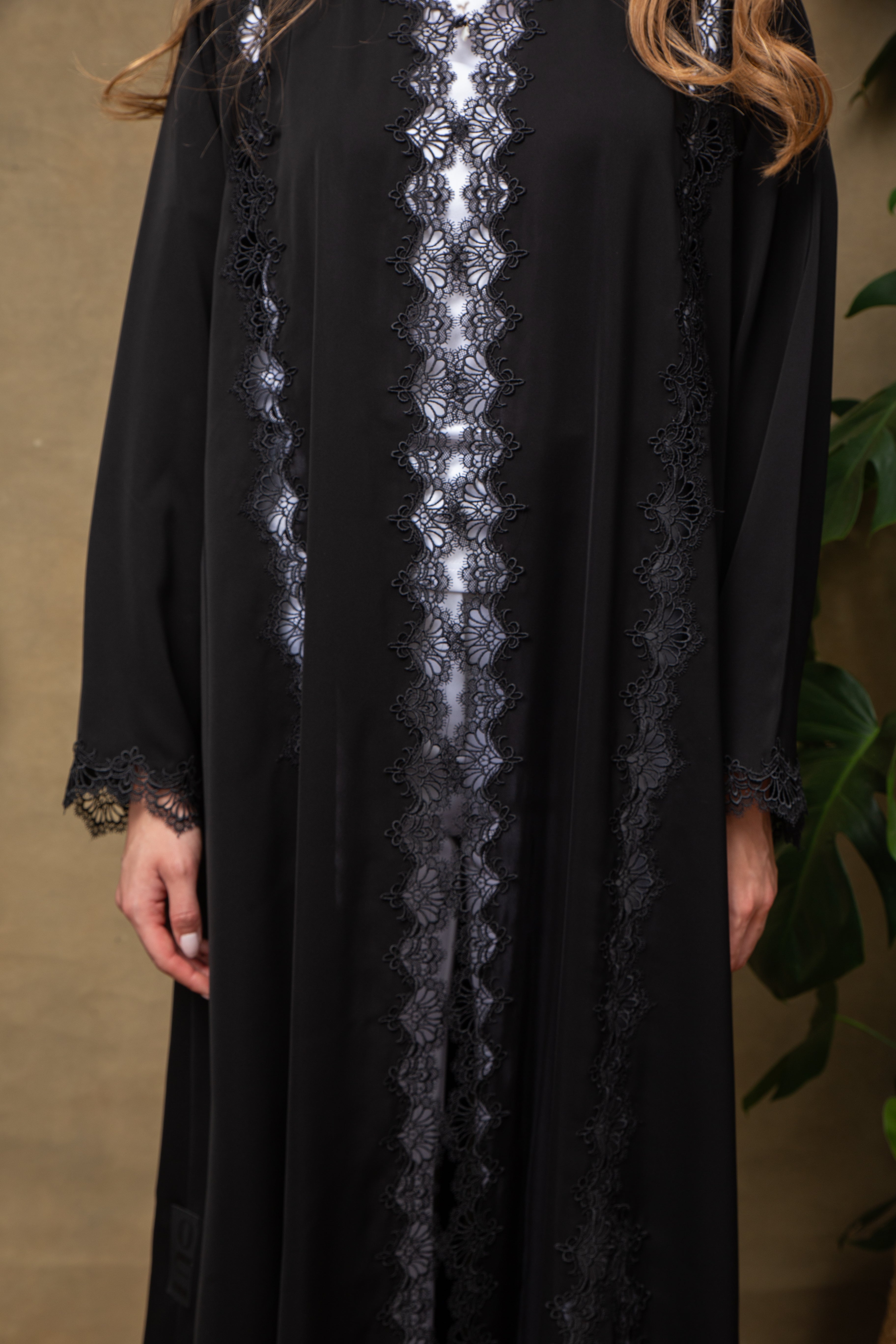 Amelia in Noir Lace Abaya