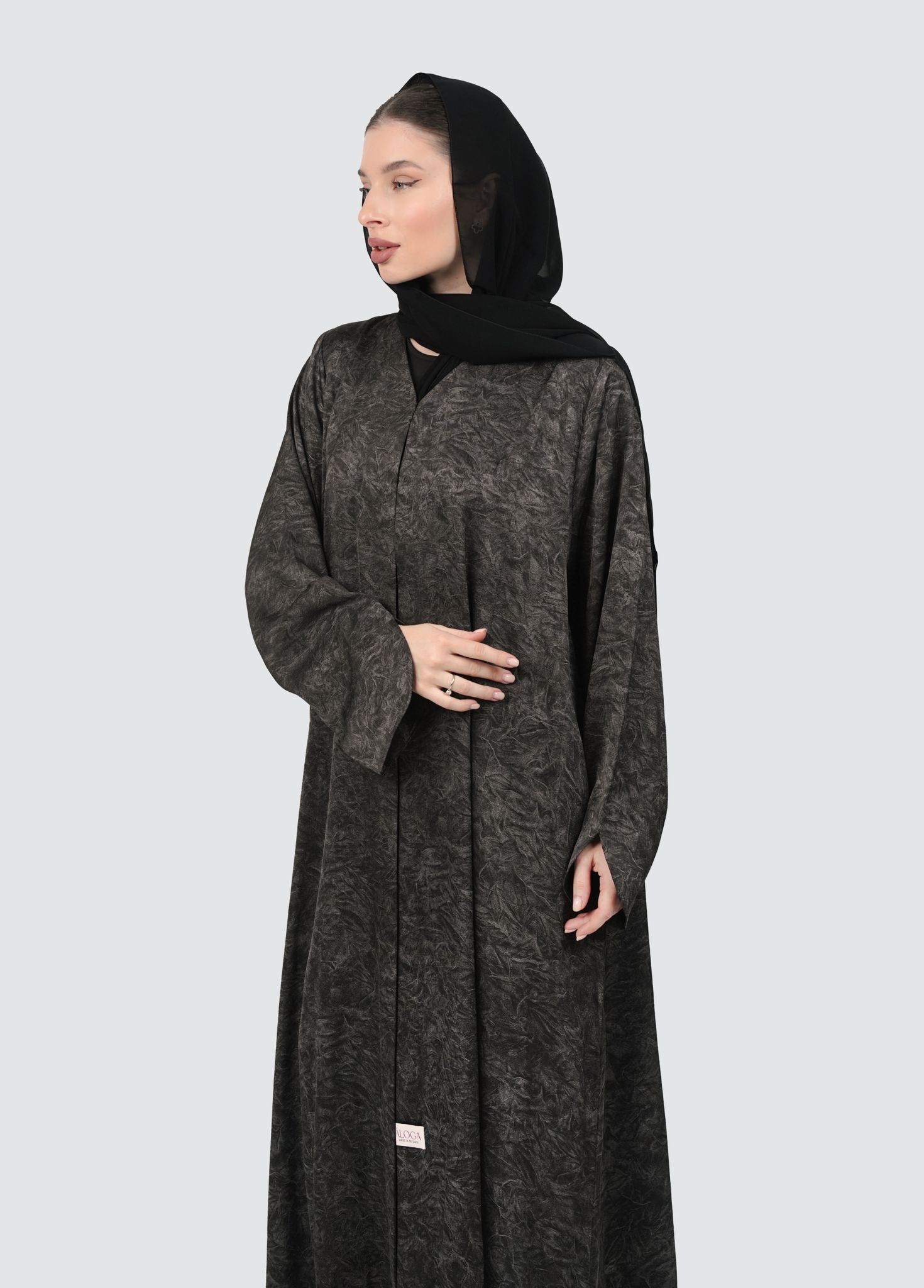 T001